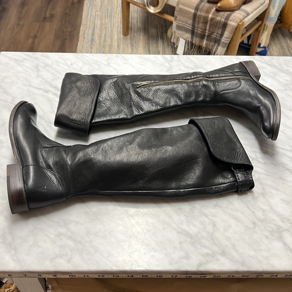 Frye Shirley Over The Knee Tall Riding Boot in Black Size 7M - Picture 10 of 15